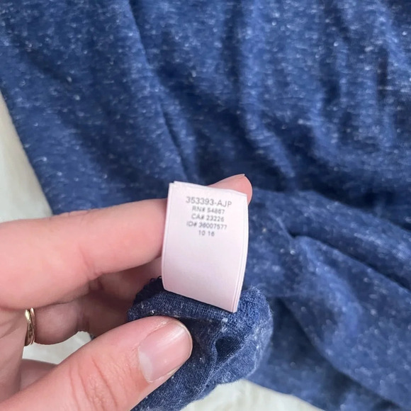 Victoria Secret PINK Blue V Neck LS He Sees You When UR Tweeting Medium - Picture 8 of 9